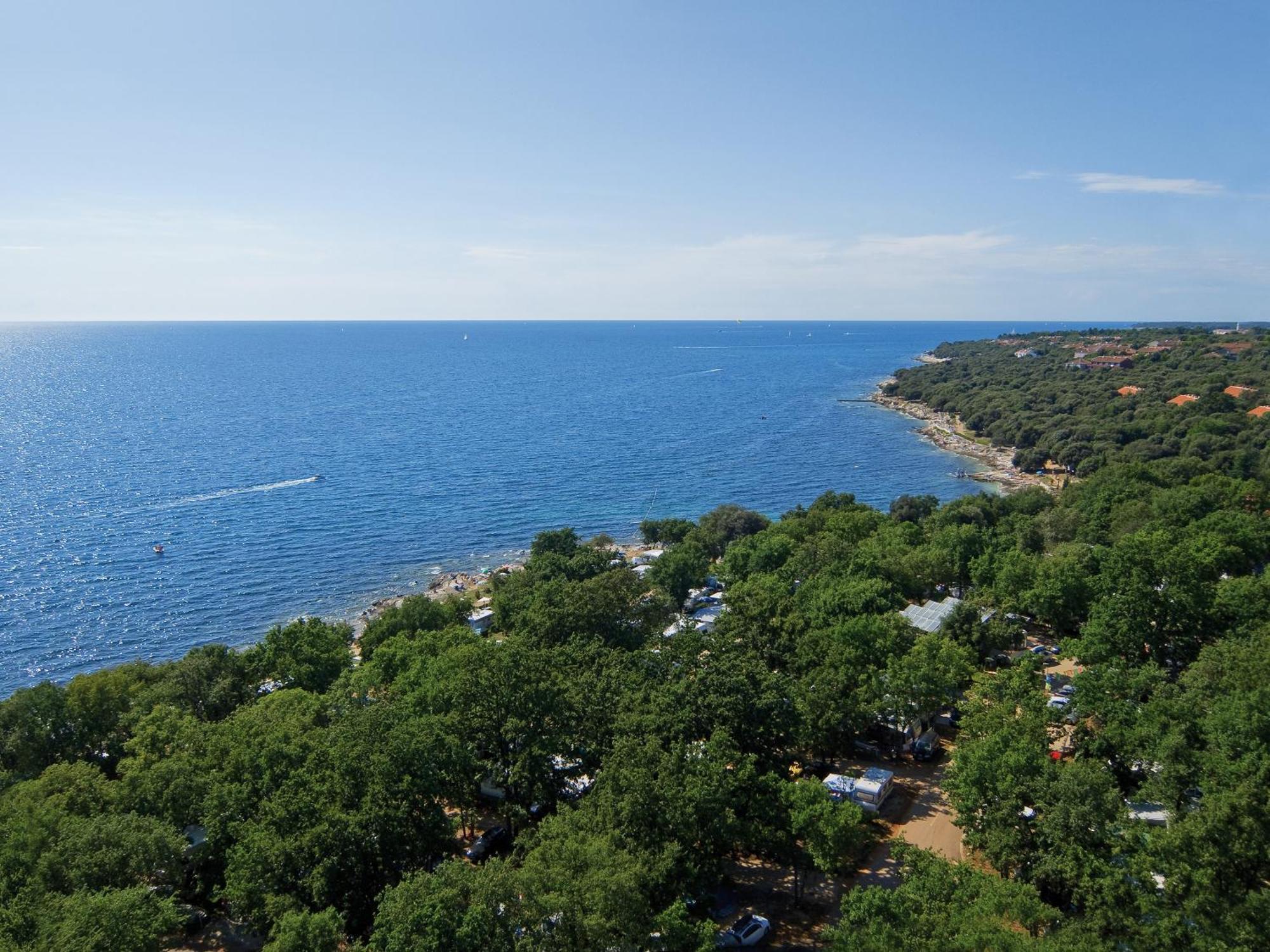 Fkk Adriatika In Fkk Solaris Naturist Resort Poreč Buitenkant foto